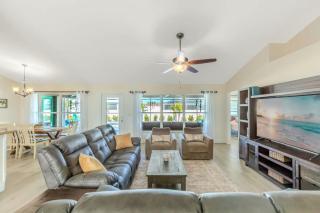 Great Cape Escape with Heated Pool - 9