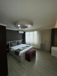 Sara Suit - Estambul - 8