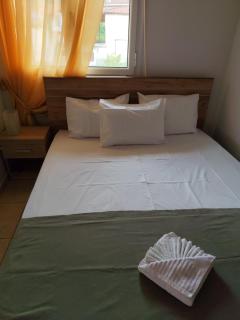 Yiannis Appartments - - 5