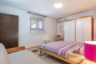 Appartement Natalia 1 mit großem gemeinsamem Pool in der Nähe von Zelena laguna - Fuškulin - 2