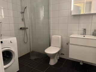 Great location apartment 15 minutes from Stockholm City - Herräng - 0