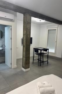 Apartamento 1 a 10 caminando de la ESTACIÓN DE BUS Y TREN MARÍA ZAMBRANO - Málaga - 3