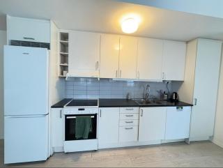 Great location apartment 15 minutes from Stockholm City - Herräng - 4