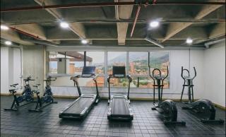 Apartamento con Terraza y Vista en Medellín - Medellín - 3