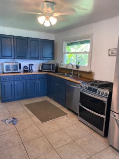 This is it! Dreamy Beach, Stunning Views, Awesome Location - Kilauea - 9