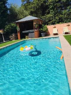 Villa privée, piscine chauffée, jacuzzi et sauna - Saint-André-dʼOlérargues - 0