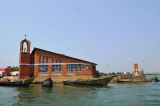 Rodrigo's Lounge - Entebbe - 5