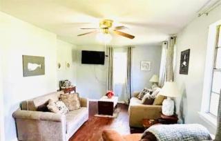 Charming house-5 Sleeps near Airport, Port, Pooler, Downtown, River Tybee Island - Savannah - 4