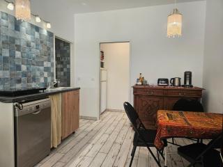 Beautiful apartment with private garden - Buros - 8