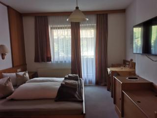 Hotel Sonnblick - Kartitsch - 4