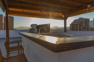 ÁTICO con ENORME TERRAZA y CHILL OUT PARTICULAR - Benidorm - 2