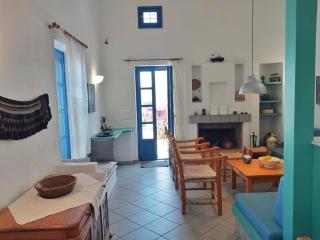 Pericles Sea View House in Kohylou - Ándros - 2