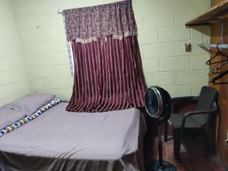 Kame-House Backpackers - San Salvador - 7