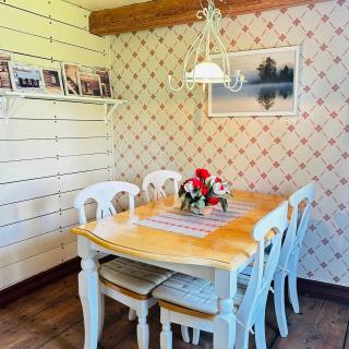 Visthuset, historical cottage at Långnäs Manor - - 4