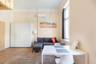 Central Mezzanine apartments with AC at Keleti Railways long-term - Budapest - 9