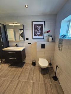 Newly renovated apartment in beautiful Haramsøy - Ålesund - 6