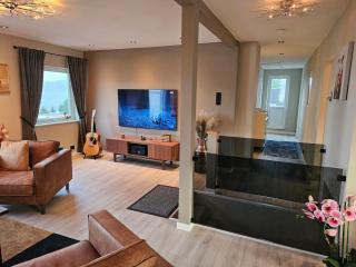 Newly renovated apartment in beautiful Haramsøy - 3