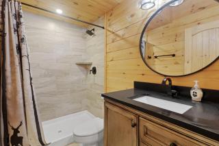 Peek A Boo Cabins: Cozy Cabin - 3