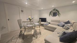 Charlies Cottage - Inverness - 0