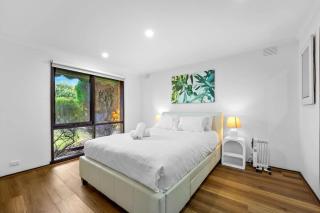Simple Comfort in Altona Meadows - Altona Meadows - 4