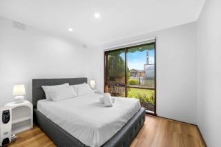 Simple Comfort in Altona Meadows - Altona Meadows - 2