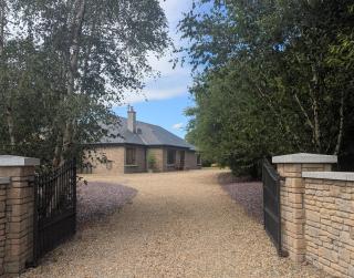 Whole home in Ballaghkeen - - 0