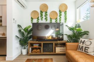 Designer 3B3B in Capitol Hill Pet Friendly - 1