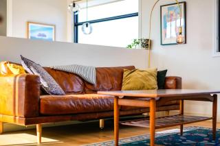 Up and Down Simple Comfort at Thornbury Townhouse - Melbourne - 8