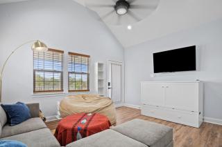 Charming 2-bedroom house with WiFi, AC in marvelous San Leon - 2