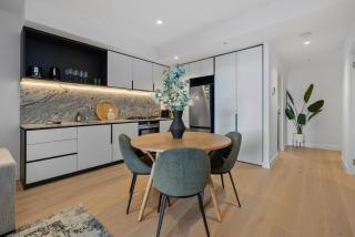 High-End with huge outdoor deck, Heated Pool, Gym, - Melbourne - 8