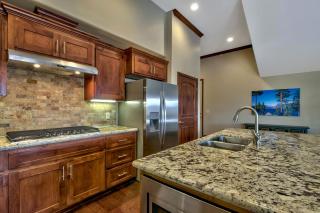 Conifer Chalet condo - South Lake Tahoe - 5