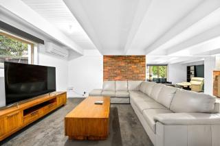Perfect Family Getaway in Cranbourne South - Devon Meadows - 5