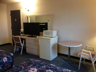 Plains Motor Inn - Stettler - 6