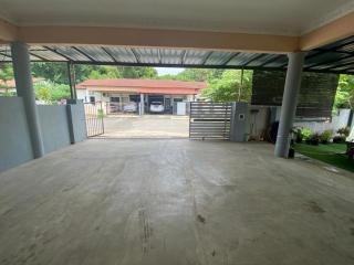 Ariniz Homestay Beserah - 8