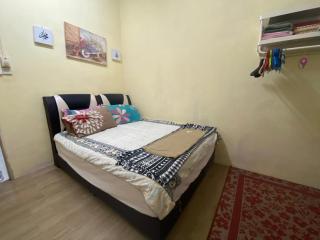 Ariniz Homestay Beserah - 2