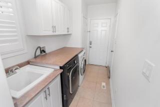 Excellent luxury living - Milton - 2