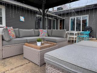 Waterfront Home with Arcade, MassageChair, Firepit - Rockford - 7