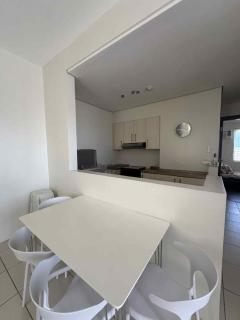East Bay Residences Condo Unit in Muntinlupa - Manila - 4