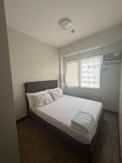 East Bay Residences Condo Unit in Muntinlupa - Manila - 1