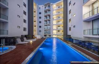 THE COSMOPOLITAN COTTON TREE Absolute Waterfront - Unit 10609 - 9