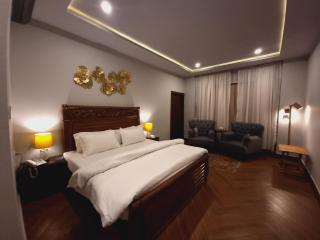 Silk Route Resort - Gulmit - 3