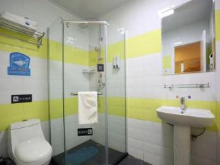 7 Days Inn Changsha Jingwanzi International Furniture Plaza - Changsha - 7