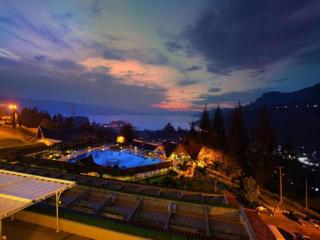 Hotel Niagara Parapat - Parapat - 1