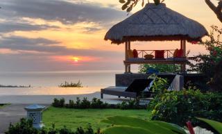 Segara Gunung 3 Bedrooms Luxury Villa with Breathtaking Sea View - Temukus - 0