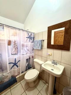 Calm & Palms Second Floor Studio - - 5