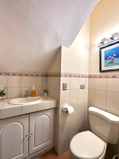 Three Bedroom Spacious Townhome - Coco - 5