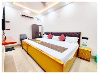 HOTEL SHREE MATESHWARI # PALACE Near Ramjanambhoomi - Shri Hanuman Garhi Mandir 800M & Ayodhya Dham Junction Railway Station - Fully Air Conditioning Rooms - Free Wifi & Parking Facilities - Excellent Customer Service - Ayodhya - 8