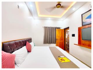 HOTEL SHREE MATESHWARI # PALACE Near Ramjanambhoomi - Shri Hanuman Garhi Mandir 800M & Ayodhya Dham Junction Railway Station - Fully Air Conditioning Rooms - Free Wifi & Parking Facilities - Excellent Customer Service - Ayodhya - 7