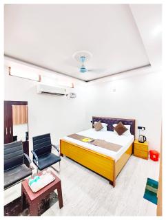 HOTEL SHREE MATESHWARI # PALACE Near Ramjanambhoomi - Shri Hanuman Garhi Mandir 800M & Ayodhya Dham Junction Railway Station - Fully Air Conditioning Rooms - Free Wifi & Parking Facilities - Excellent Customer Service - Ayodhya - 3