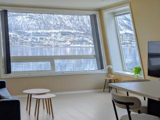 Central waterfront apartment - Tromsø - 9